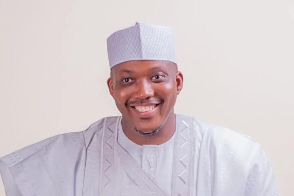 Kwarans rain encomium as Hakeem Lawal rolls out Ramadan cash support, commences daily Iftar